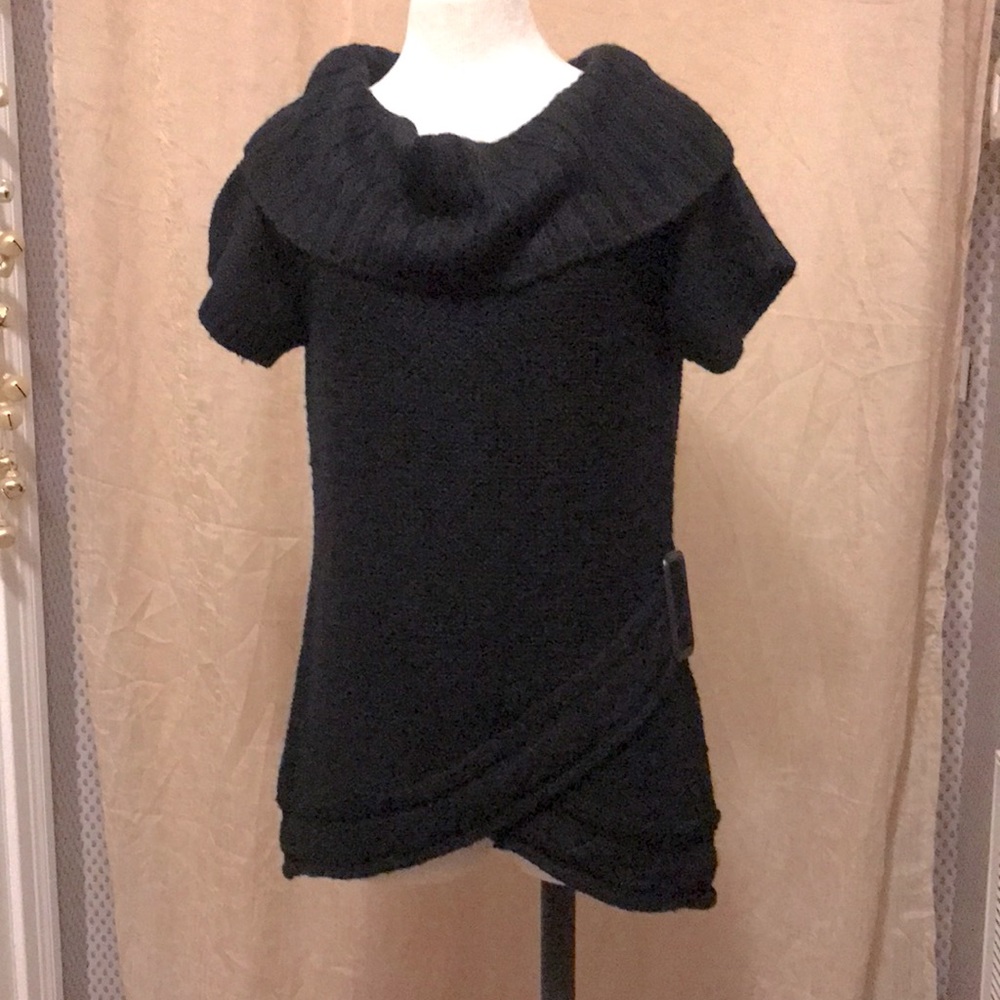 New Directions short sleeve knit sweater